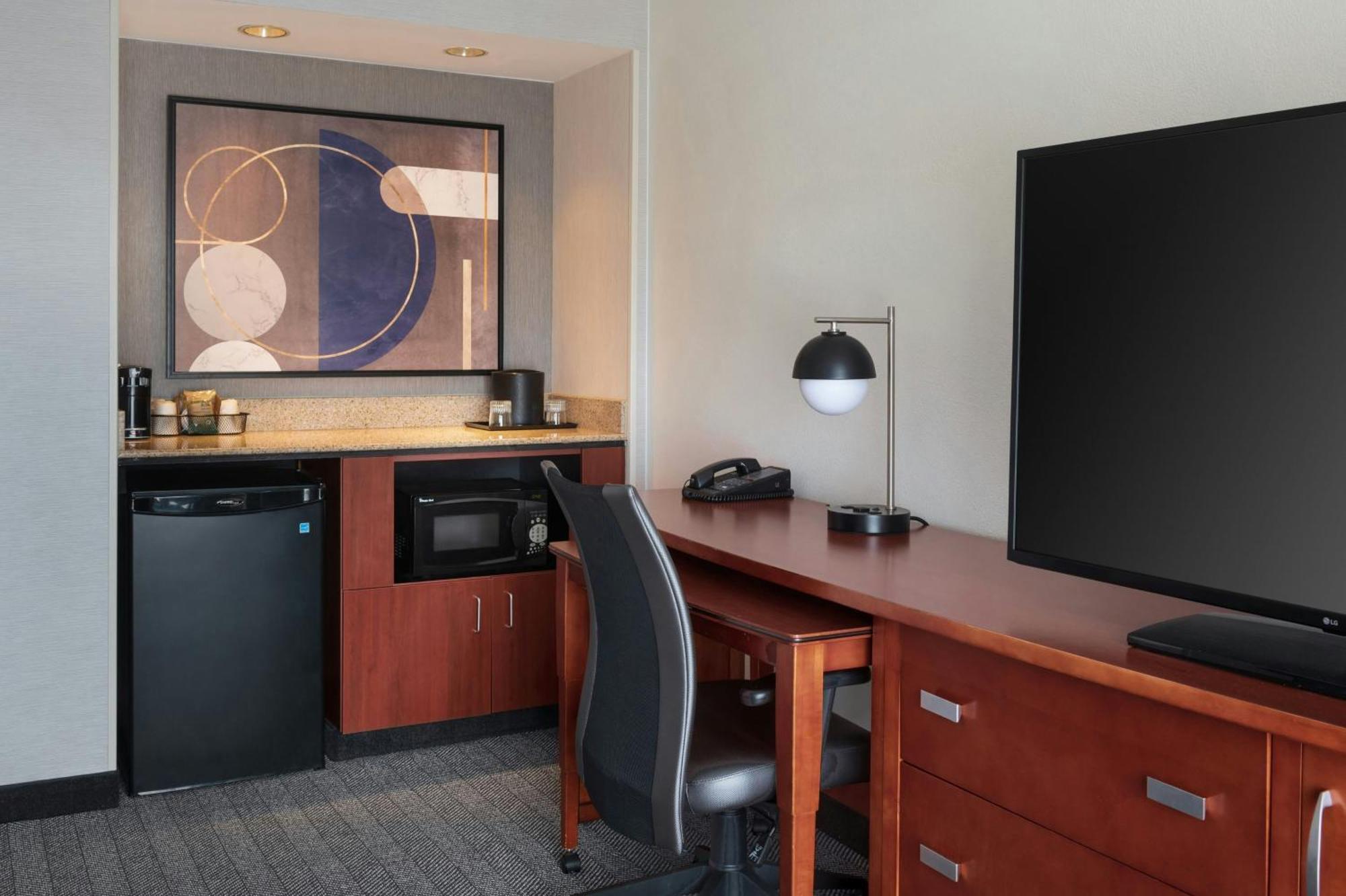 Courtyard By Marriott New Carrollton Landover Exterior foto